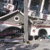 Aumentan a 724 los muertos y más de 2 mil 800 los heridos por el sismo en Haití
