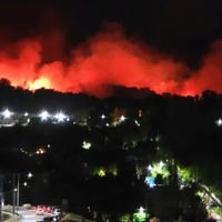 Incendio en el Tercer Puente: testigos aseguran haber escuchado una explosión