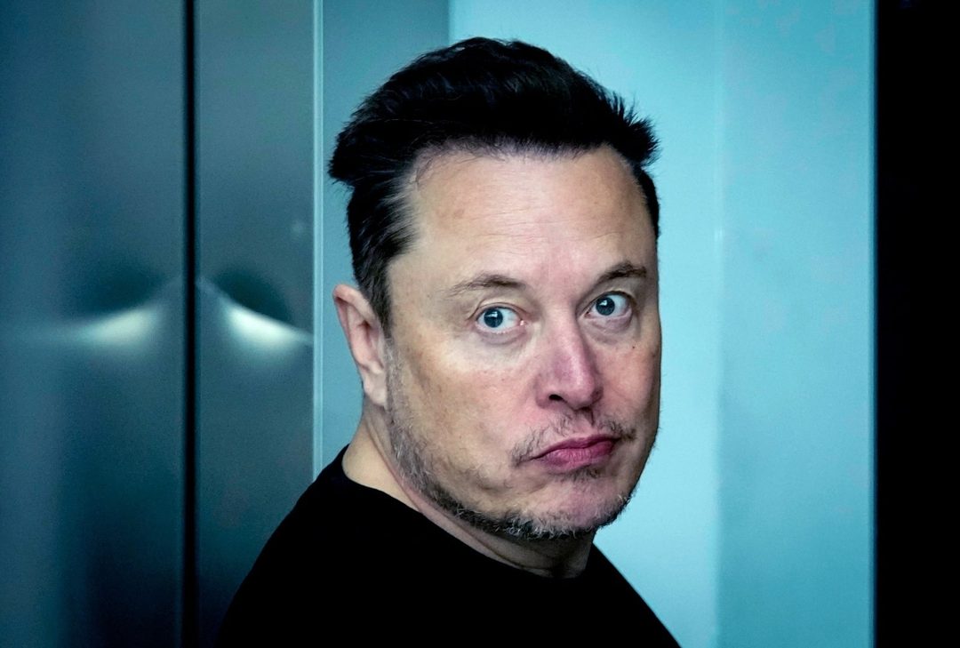 Musk Foto Ebrahim Noroozi  AP