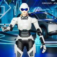 Robots humanoides ya realizan tareas propias de los empleados de comercio