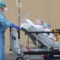 Se registró el primer fallecimiento del mundo por reinfección de coronavirus