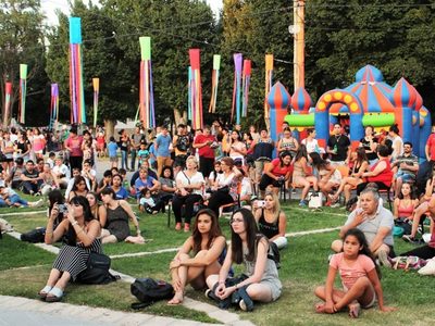 Zapala se convirtió en el epicentro cultural por todas sus propuestas artísticas y musicales