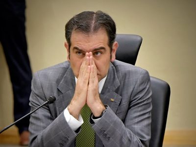 El INE desmiente supuesta alerta de credenciales para votar sin validez; 'es un ataque al instituto”, acusa