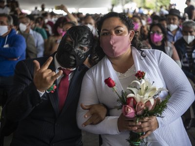 Más de 600 parejas se dan el “sí” en boda colectiva celebrada el 14 de febrero en Nezahualcóyotl