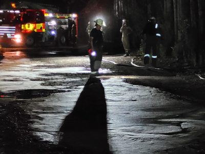 Preocupación en Vista Alegre por un derrame de petróleo en plena calle rural
