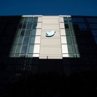 Tras últimátum de Musk, inicia éxodo de empleados de Twitter; cierran oficinas por temor a sabotaje