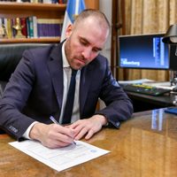 Martin Guzmán votó a favor de una medida del FMI que proveerá al país con una suma millonaria