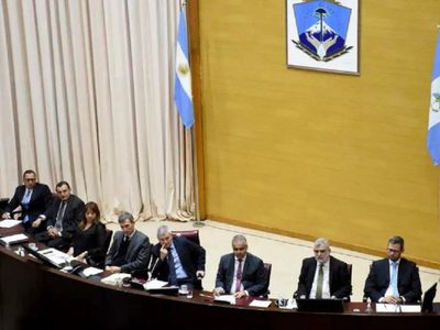 Analizan la destitución de un juez acusado de persecución laboral y acoso