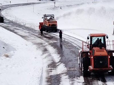 El paso de Pino Hachado y otras cinco rutas se encuentran afectadas por la acumulación de nieve