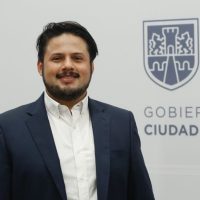 Sheinbaum defiende a su funcionario, que consideró "inmunda" a la prensa en México