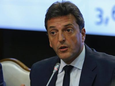 Sergio Massa y el pedido a las petroleras para que no aumenten los precios por fuera de lo acordado