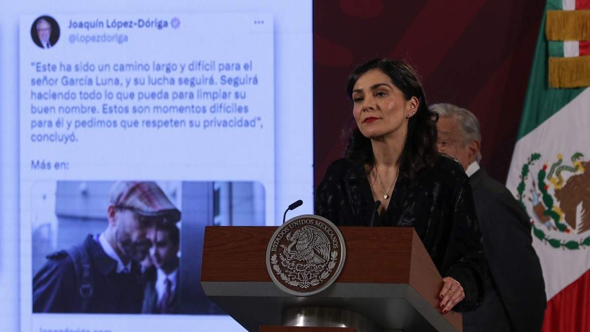Ana Elizabeth García Vilchis en la conferencia de AMLO