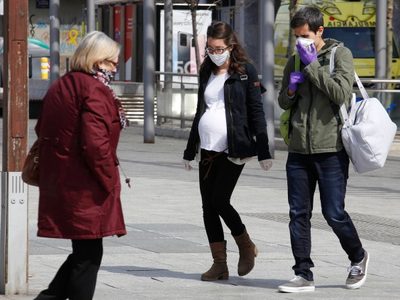 Afecta a los más jóvenes: descubren un nuevo síntoma del coronavirus
