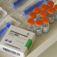 Quiénes se deberán aplicar la tercera dosis de la vacuna contra el coronavirus en la provincia