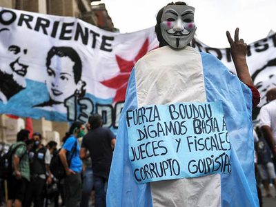Marcha y acampe kirchnerista para meter presión por la liberación de Amado Boudou