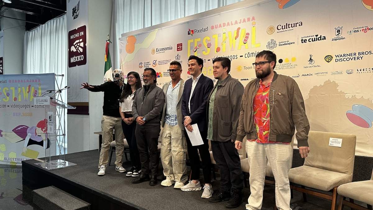 Conferencia de prensa sobre la próxima Pixelatl