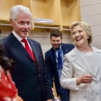 Trump pide al Departamento de Justicia que investigue a Bill Clinton por sus vínculos con Epstein