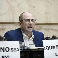 Todero en contra del proyecto: "Cada artículo perjudica a los neuquinos"