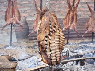 Aluminé se prepara para la fiesta provincial del Asado con Cuero