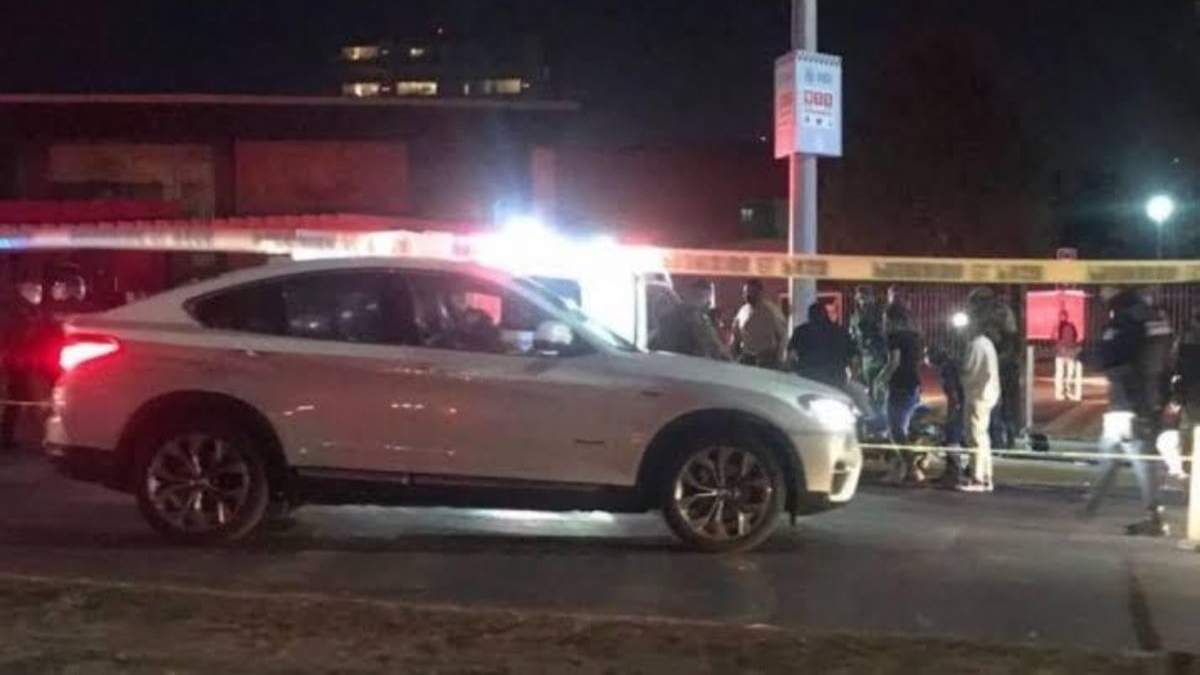 Vehículo en que viajaban los asesinados