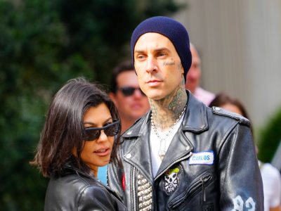 "Muy romántico": Kourtney Kardashian y Travis Barker se comprometieron en una hermosa playa