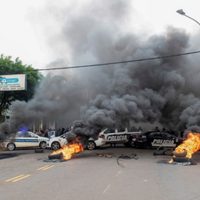 Escala el conflicto en Misiones: amenazan con despedir a los policías que se unan a la protesta
