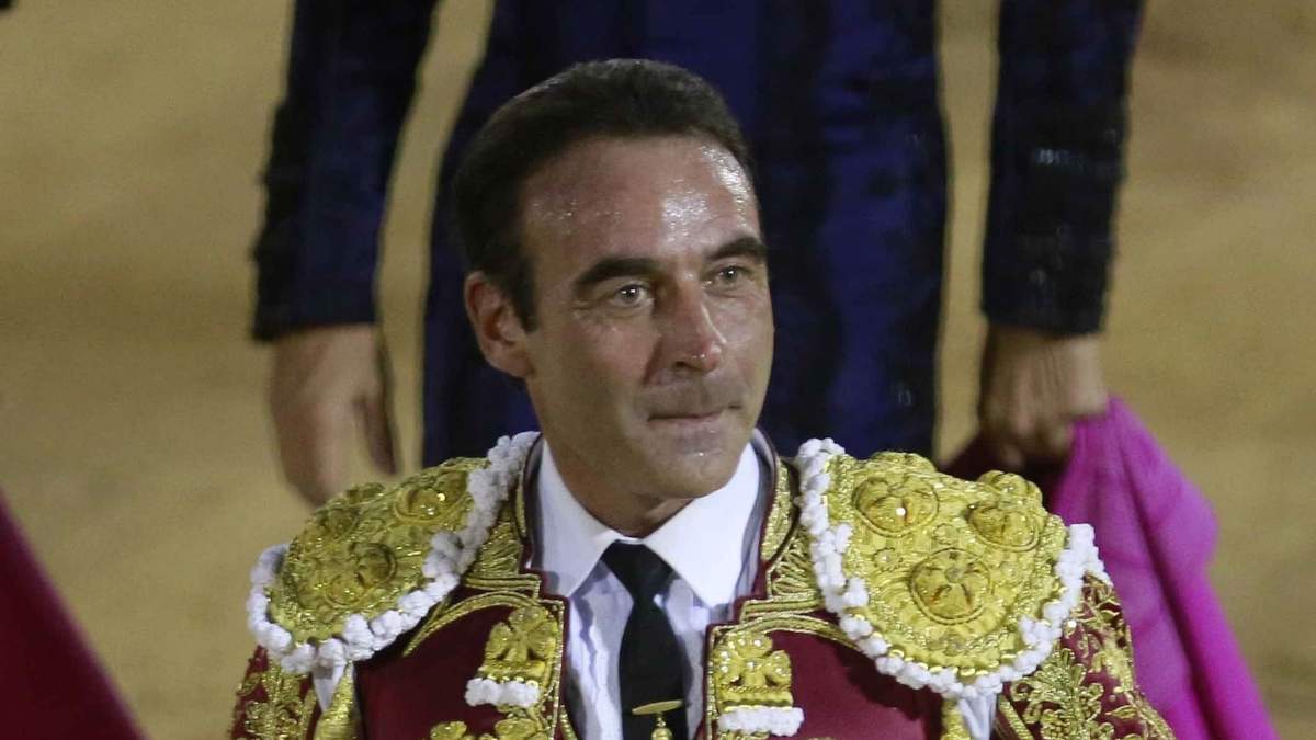 Enrique Ponce. Fuente: (Instagram).