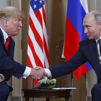 Trump y Putin intercambian elogios tras su reunión en cumbre de Helsinki