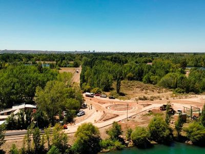 Conexión Balsa Las Perlas: la pavimentación de la calle Río Colorado - Futaleufú llegó al 50% de ejecución