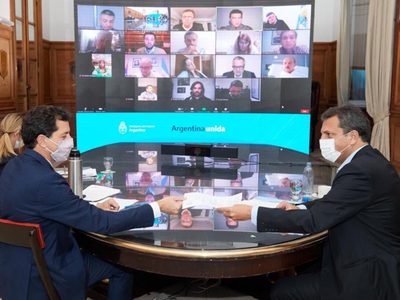 El oficialismo y la oposición acordaron postergar las PASO