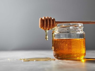 Conocé los increíbles beneficios de incluir la miel en tu dieta y las maravillas que aporta a tu salud