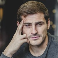 Iker Casillas y el secreto que guarda hace 25 años: una postal que no ha revelado todas sus verdades