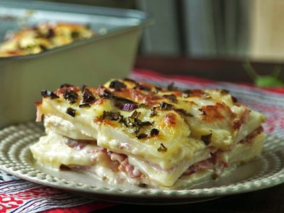 Milhojas de papa, jamón y queso: la receta fácil y rica para resolver la comida en poco tiempo