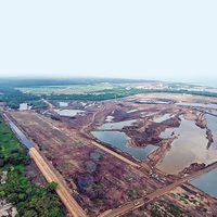 Deforestación, derrames de crudo, gases tóxicos…  Ante la nueva refinería, un Paraíso inerme