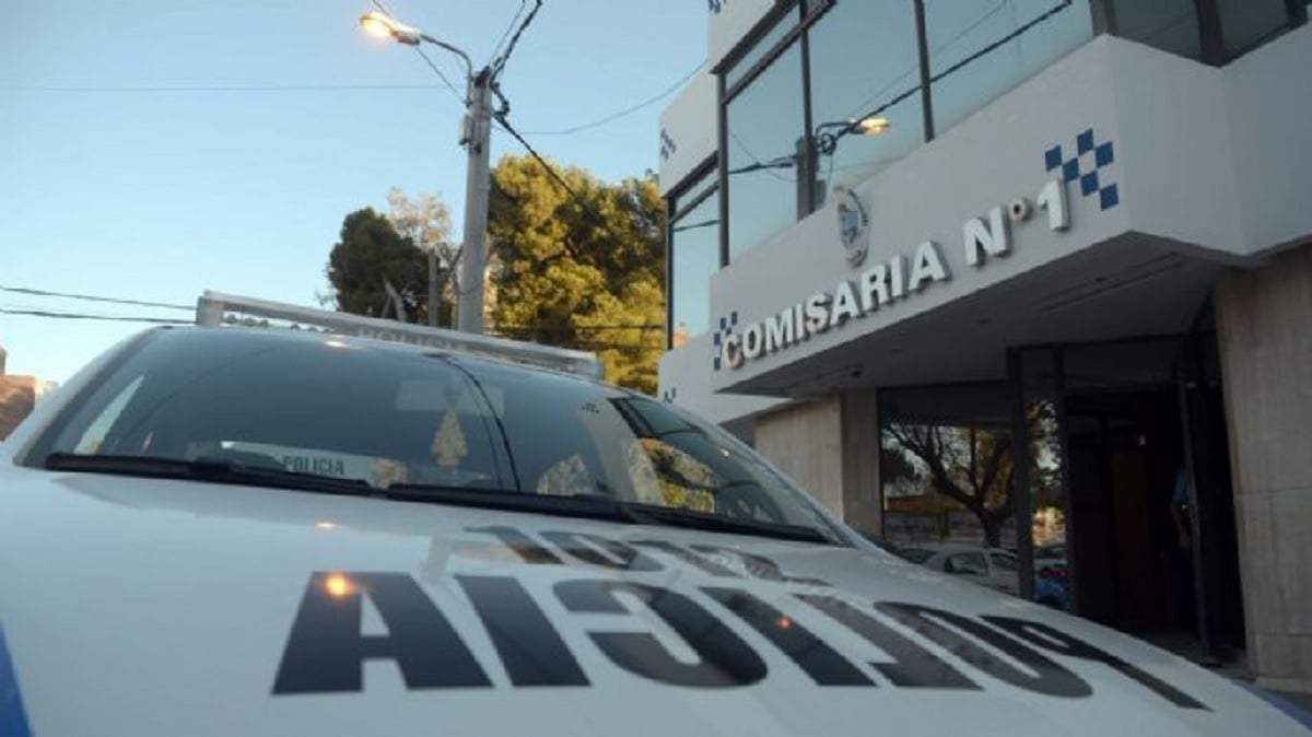 Comisaría Primera de Neuquén. Fuente (X)