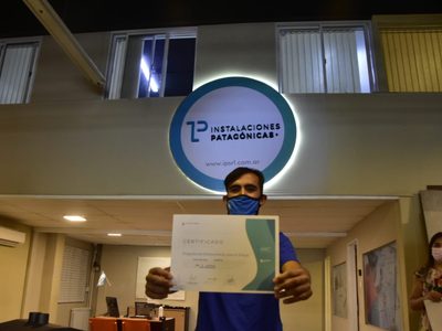 Empleo joven: comercios de Neuquén Capital sumaron empleados
