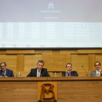 AMLO se enfrasca en un 'falso debate”