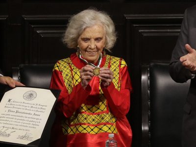 Elena Poniatowska recibe Medalla Belisario Domínguez: “Los premios son un reconocimiento al pasado”