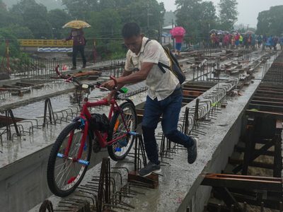La tormenta tropical Sara se acerca a Belice tras azotar Honduras