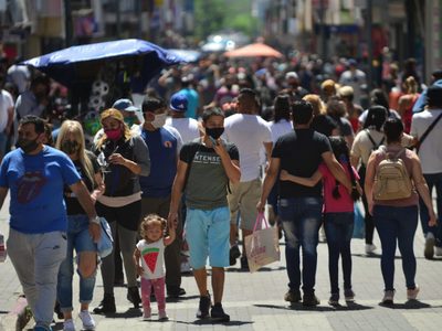 Por el aumento de casos, Córdoba y Chaco regresan a fase 1