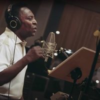 Pelé y sus otros dotes en la música, la televisión y el cine