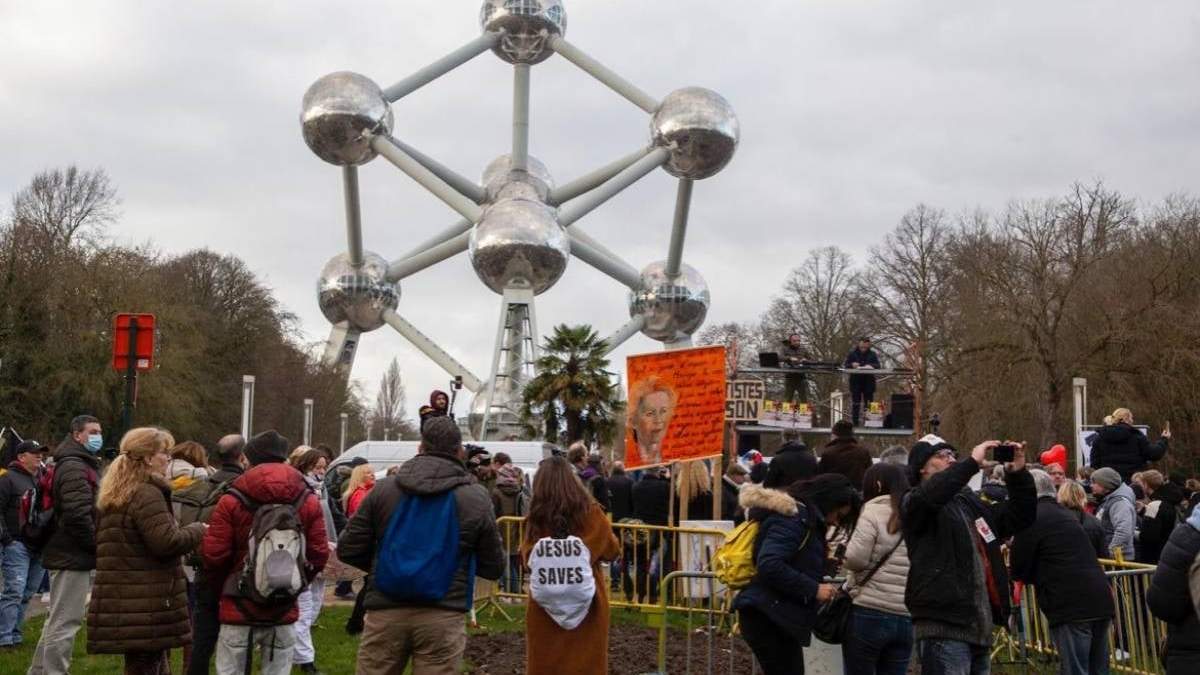 Manifestación de Bélgica Unida por la Libertad contra las restricciones impuestas por el coronavirus