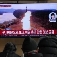 Corea del Sur dice que Corea del Norte disparó un misil balístico al mar