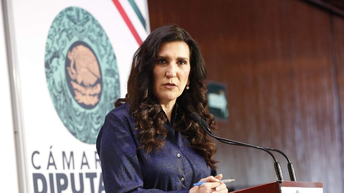 López Rabadán critica asistencia de ministros a mitin político de Sheinbaum