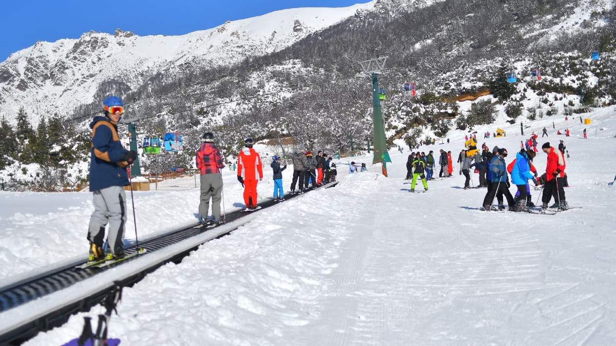 Bariloche espera recibir más turistas brasileños que en 2019. Fuente (Twitter)
