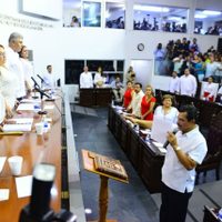 Con mayoría de Morena, diputados toman protesta en el Congreso de Tabasco