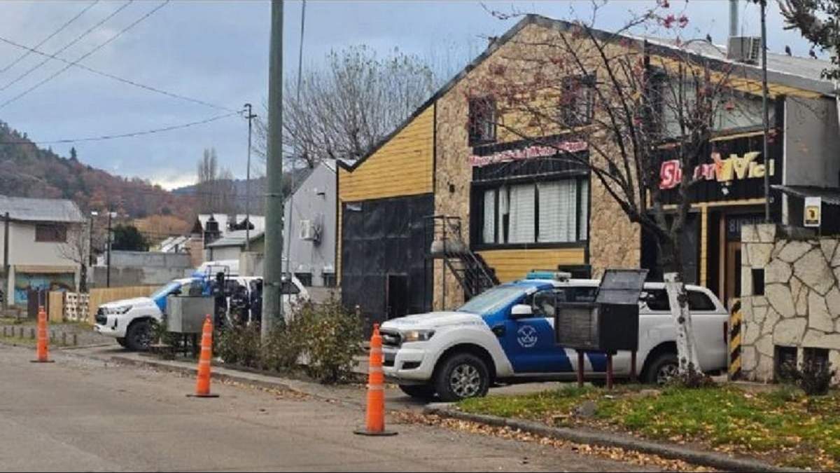 El allanamiento se realizó por los delitos de explotación laboral y trata de personas. Fuente: (Minuto Neuquén)