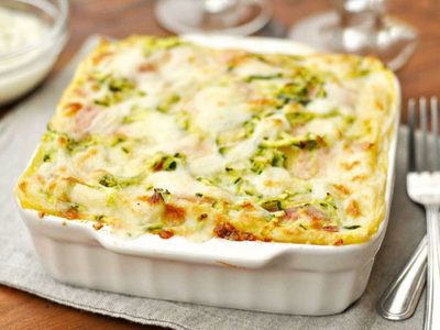 Probá esta lasaña de zucchini: pocos ingredientes, cero harinas y un gratinado que te va a tentar siempre