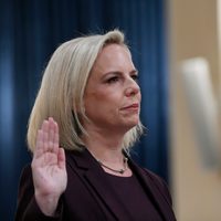 EU envía a México a solicitantes centroamericanos de asilo, confirma Nielsen