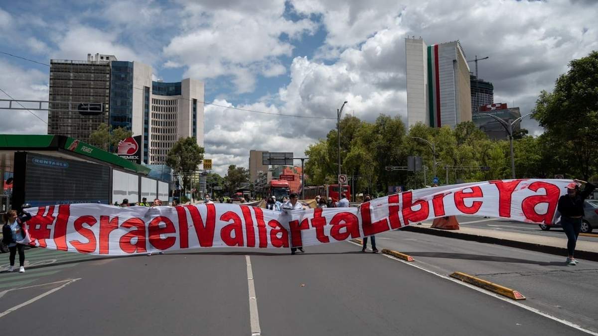 Marcha de apoyo a Vallarta